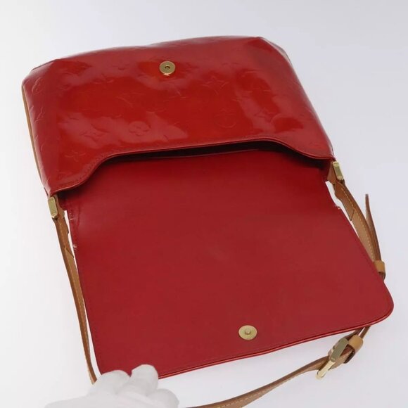 LOUIS VUITTON Monogram Vernis Thompson Street Bag Red M91094 LV Auth BA342 - Picture 9 of 16